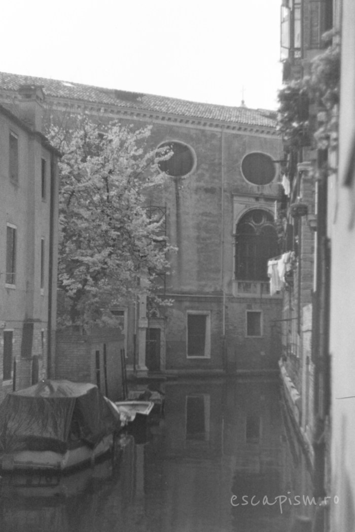 canal venetia alb negru 2