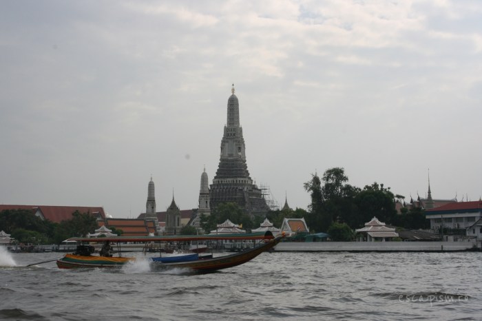 Bangkok-canal-templu-barca