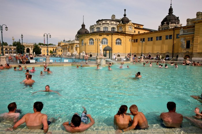 baile-szechenyi-baths-budapesta-ungaria-3