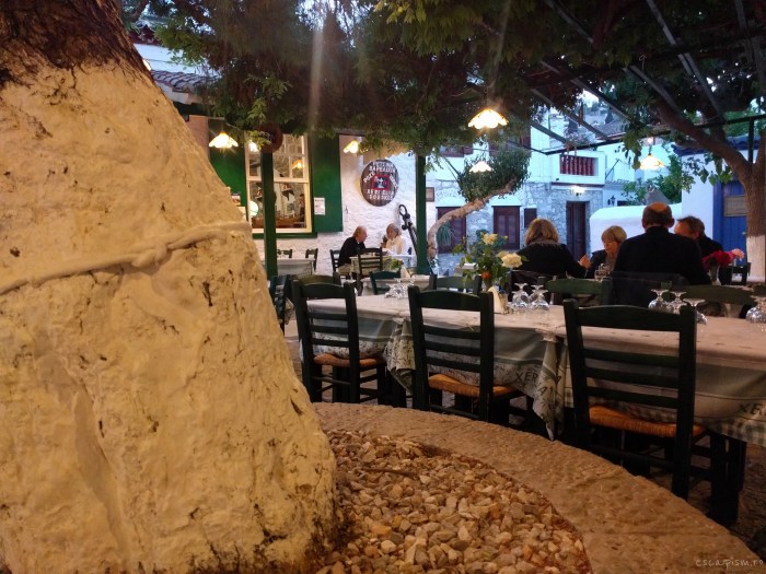 hydra-insula-grecia-restaurant-taverna-douskos